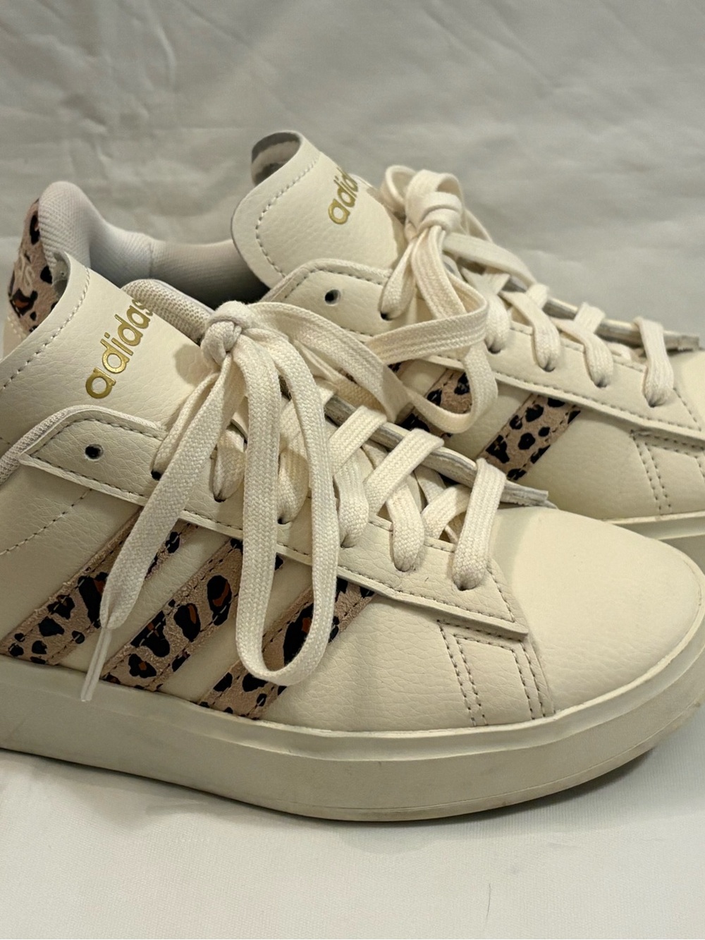 adidas grand court Leather Women's Sneakers with Leopard Stripe Detail